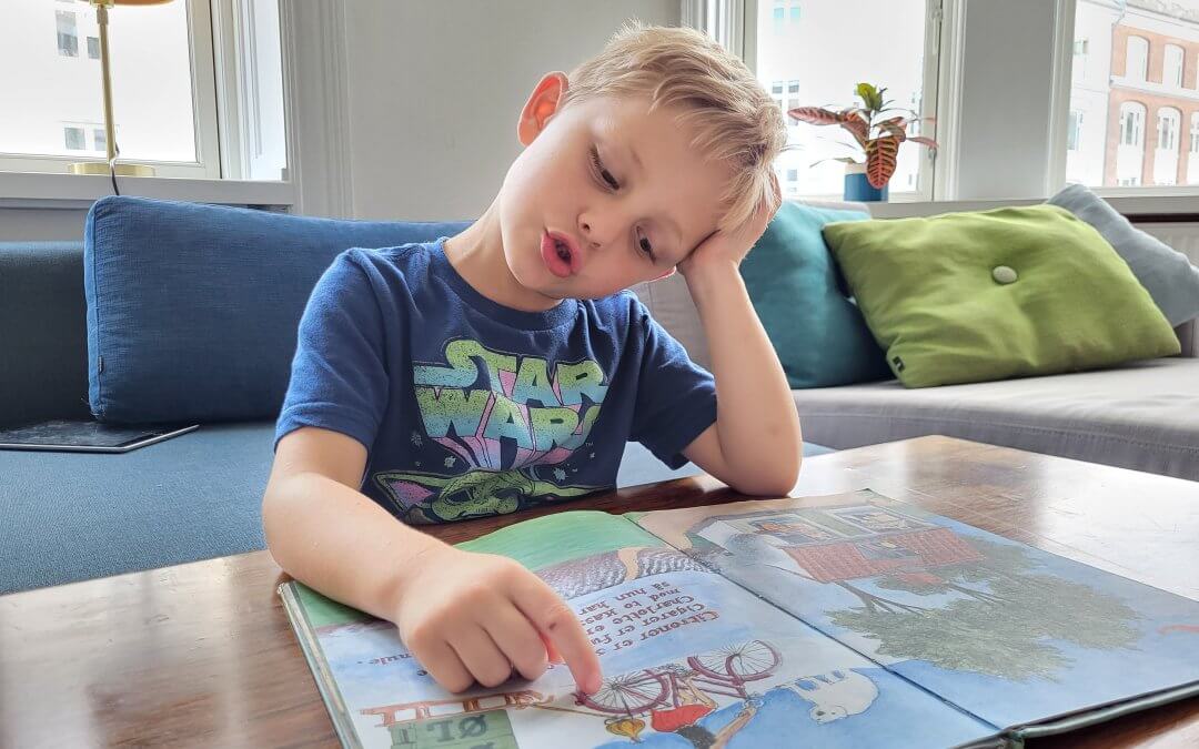 Stol på skolen, når dit barn skal lære at læse