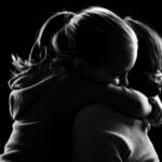 Forældreguide: Pas på dig selv, når dit barn mistrives